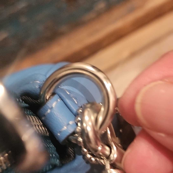 Coach NWT silver, bright blue, soft cloud feel, metallic + guitar strap - Picture 11 of 14